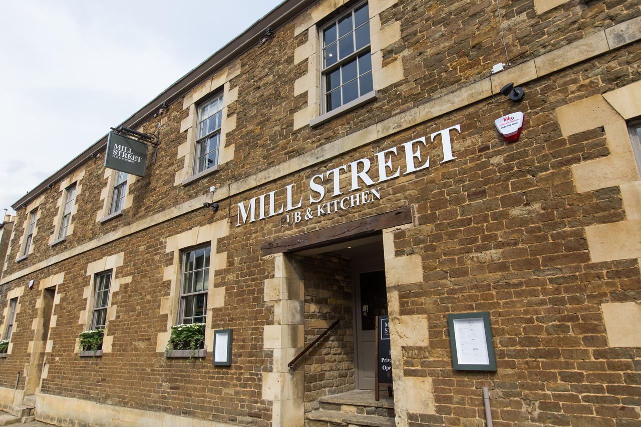 Bed and Breakfast Mill Street Pub & Kitchen Oakham Exterior foto